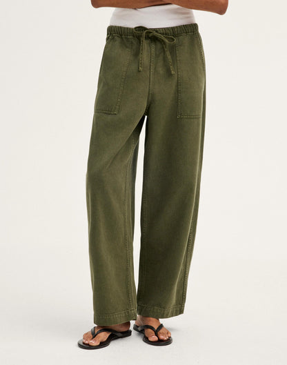 Pull-On Barrel-Leg Utility Pants in Airy Denim