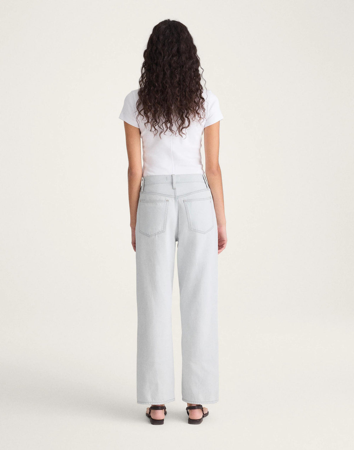 The Short Perfect Vintage Wide-Leg Crop Jean in Airy Denim