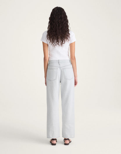 The Short Perfect Vintage Wide-Leg Crop Jean in Airy Denim