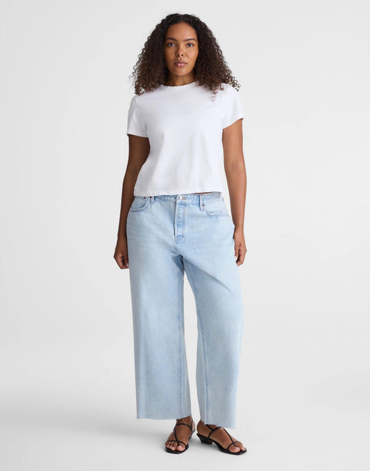 Curvy Low-Slung Baggy Crop Jeans in Foster Wash