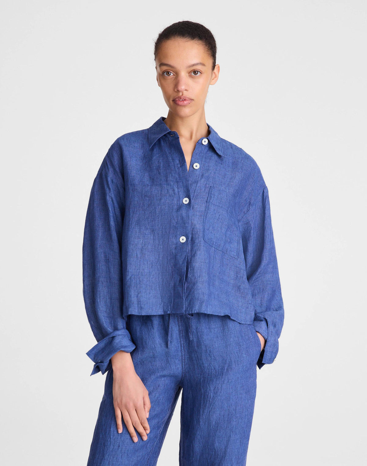 Straight-Hem Shirt in 100% Linen