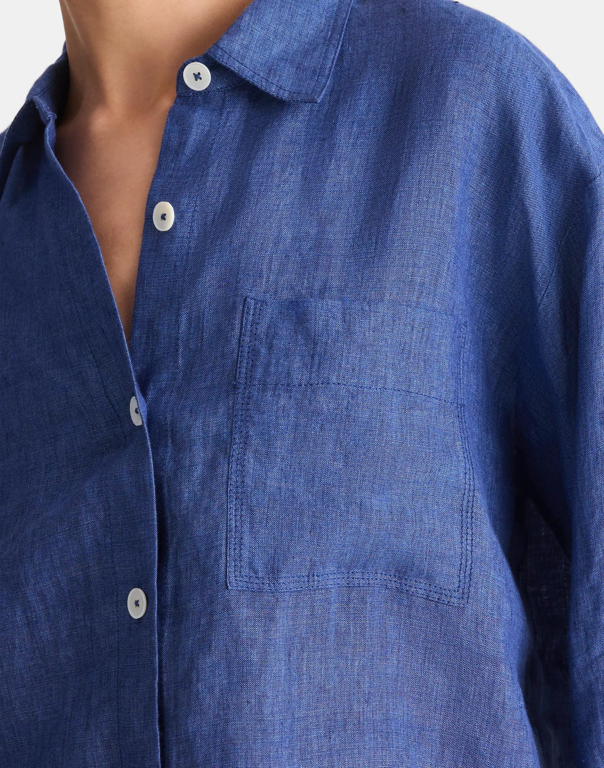 Straight-Hem Shirt in 100% Linen