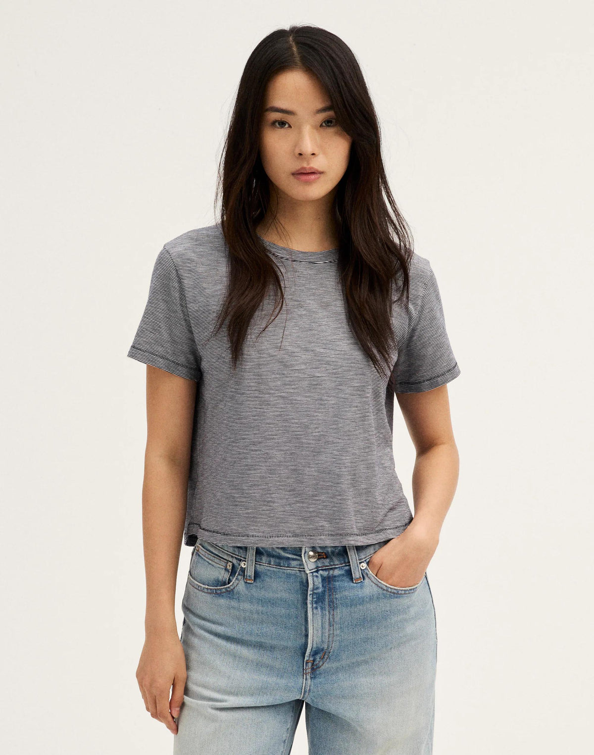 The Easy Crop Crewneck Tee in Soft Slub