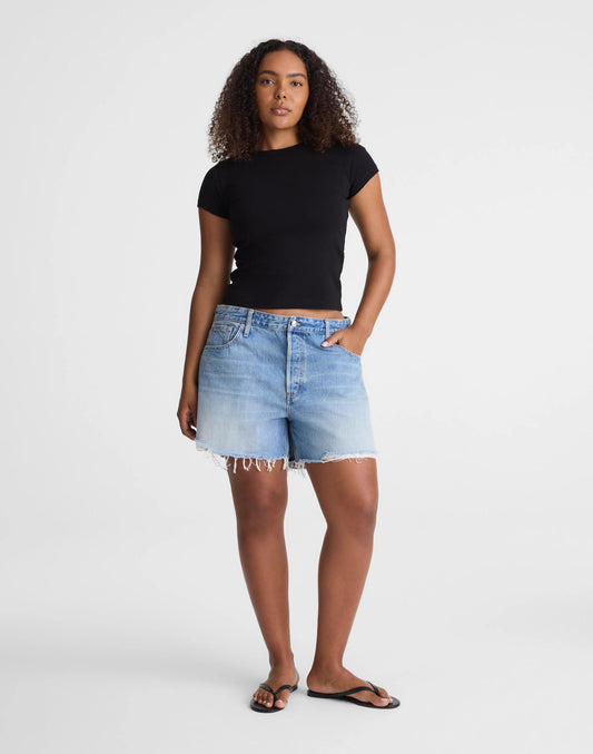 The Curvy Essex Short