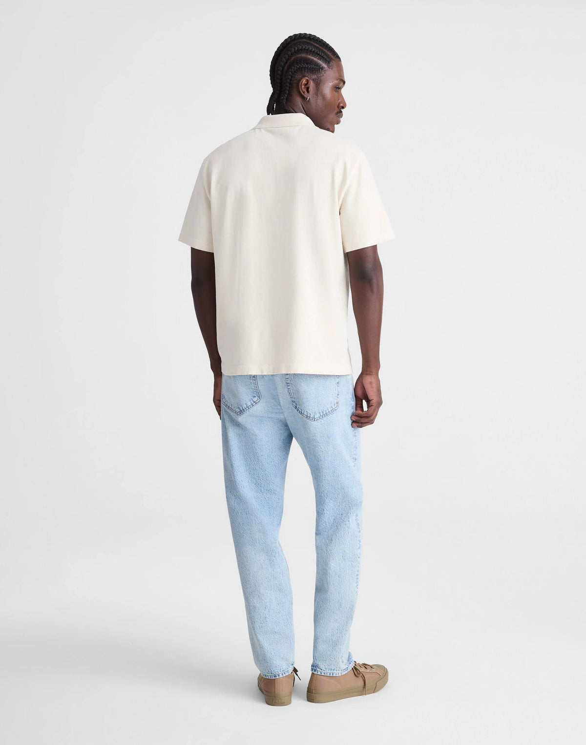 Relaxed Taper Jeans in Summerweight Denim