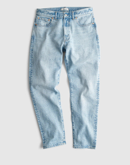 Relaxed Taper Jeans in Summerweight Denim