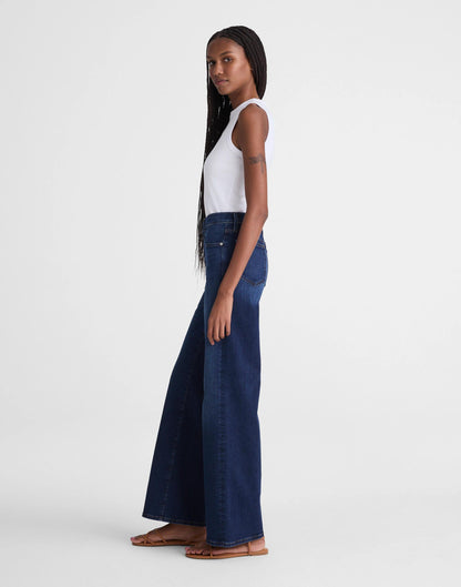 The Wide-Leg Jean in Super Stretch Denim