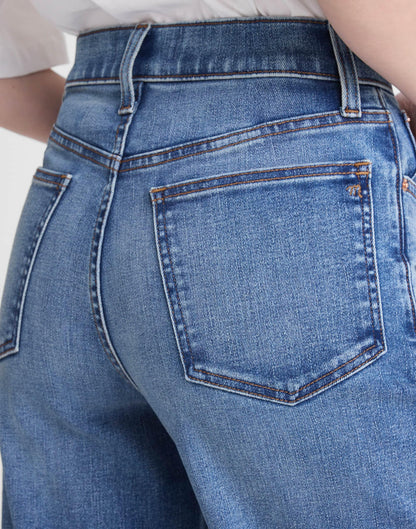 The Wide-Leg Crop Jean in Super Stretch Denim