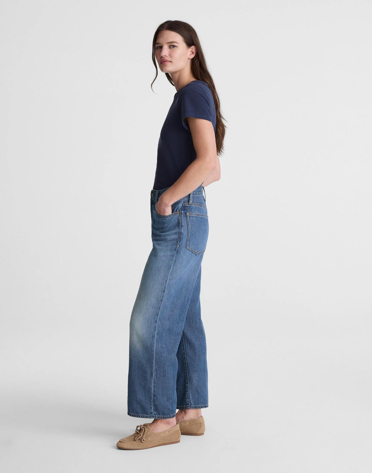 The Perfect Vintage Wide-Leg Crop Jean in Airy Denim