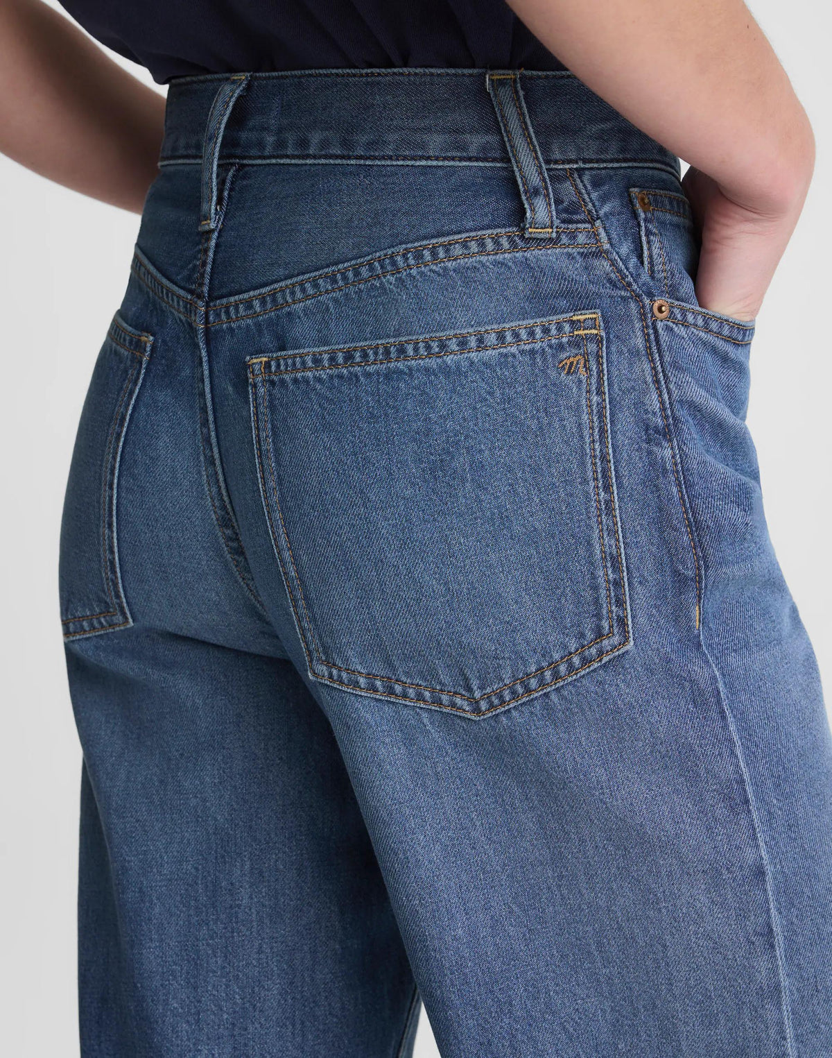 The Perfect Vintage Wide-Leg Crop Jean in Airy Denim