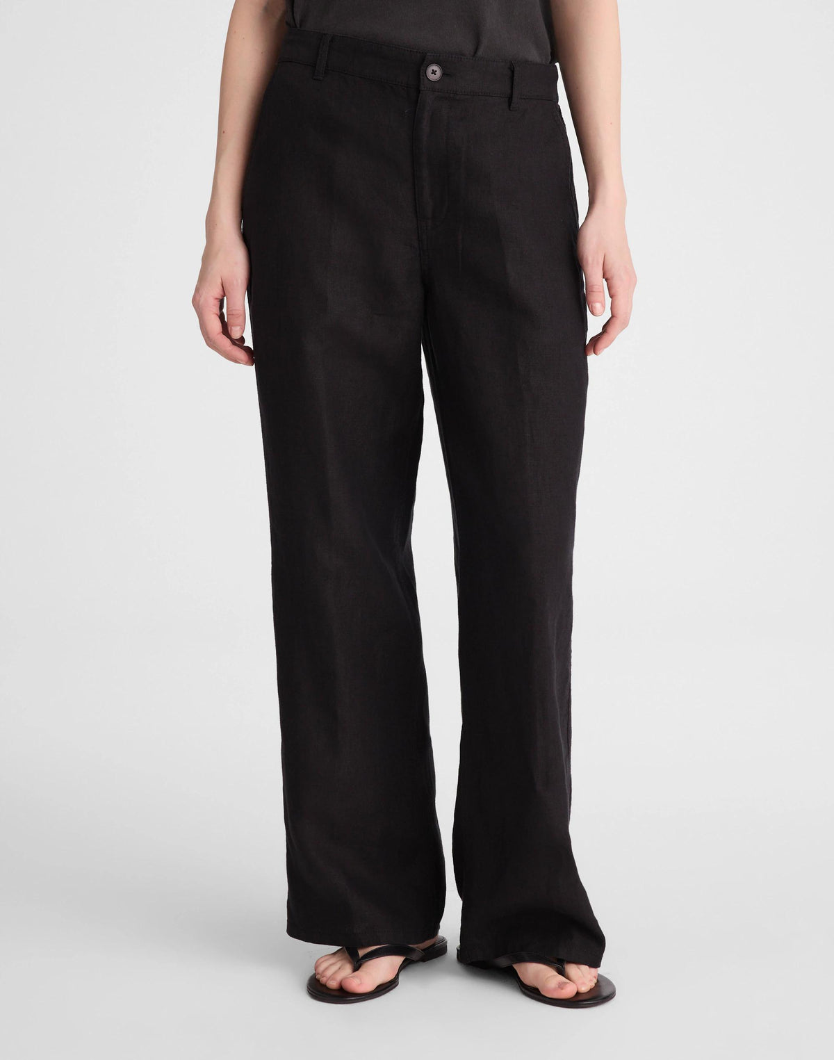The Zoe Relaxed Straight Pant in 100% Linen