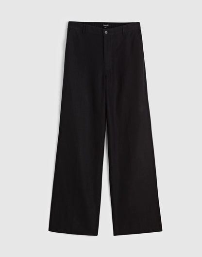 The Zoe Relaxed Straight Pant in 100% Linen