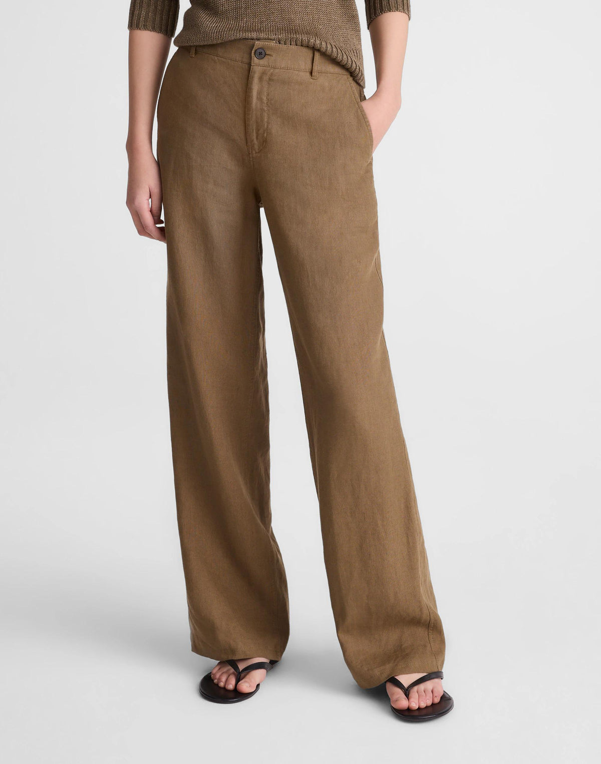 The Zoe Relaxed Straight Pant in 100% Linen
