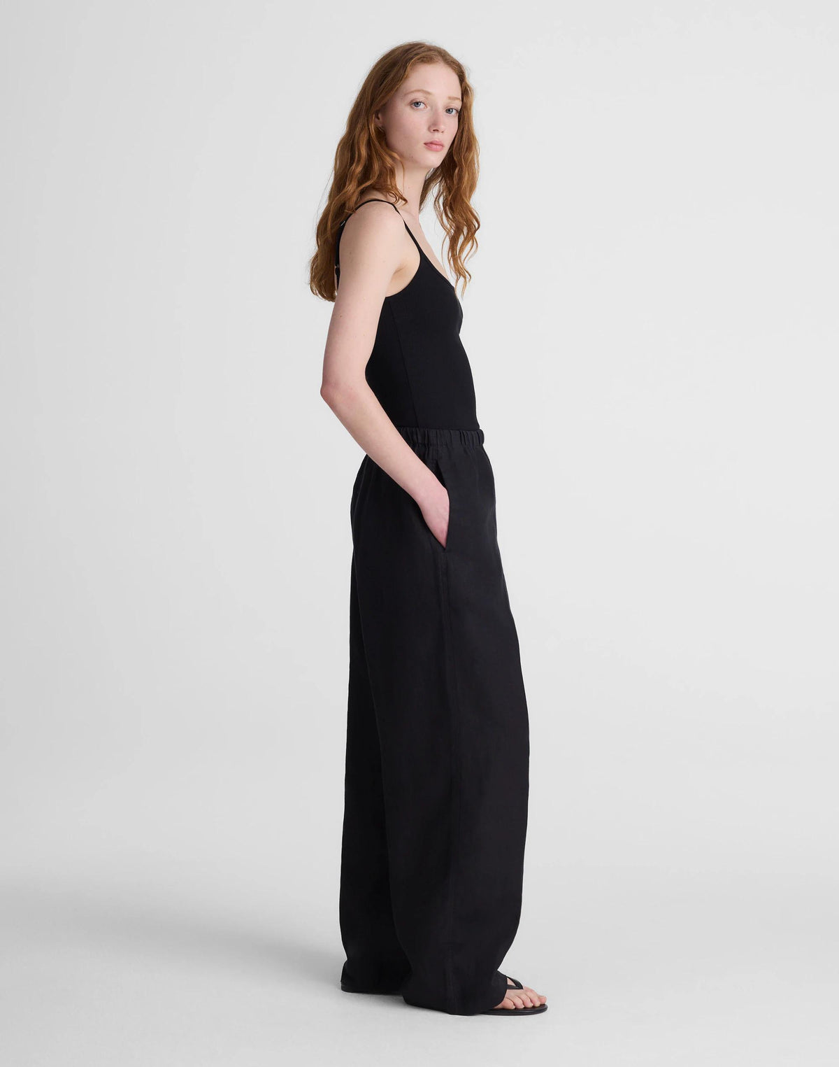 Pull-On Pants in 100% Linen