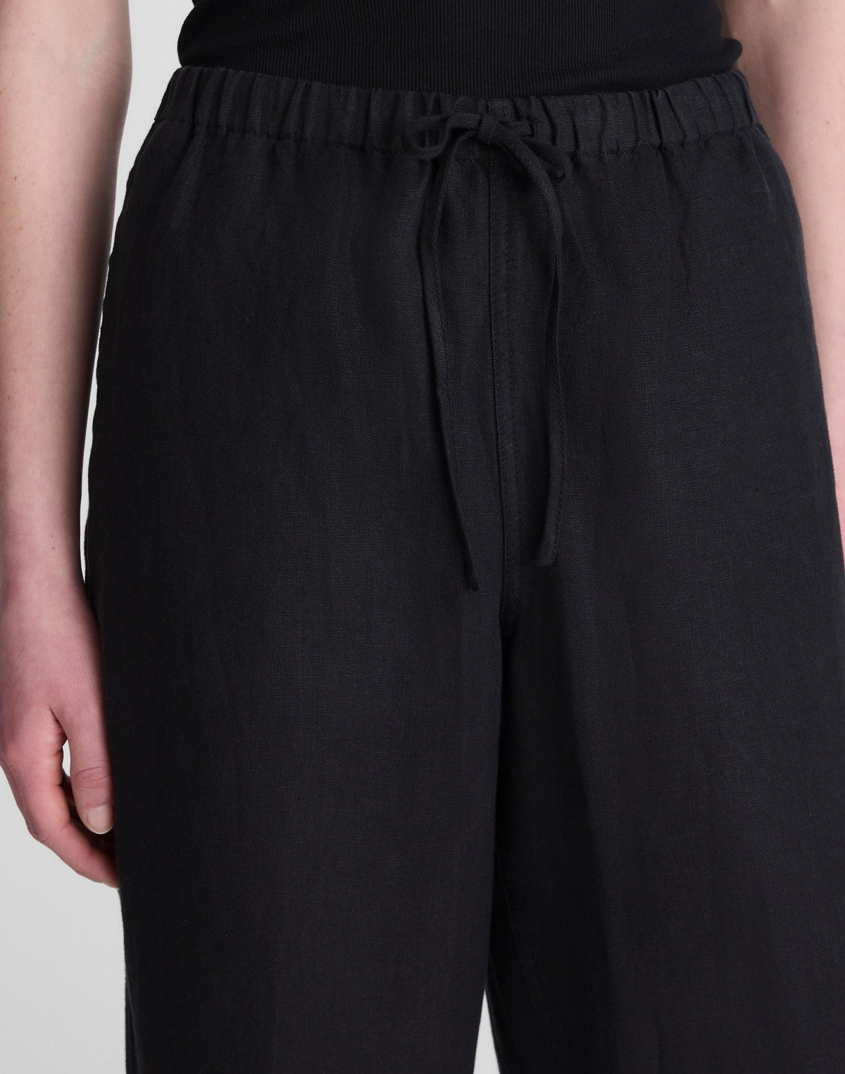 Pull-On Pants in 100% Linen