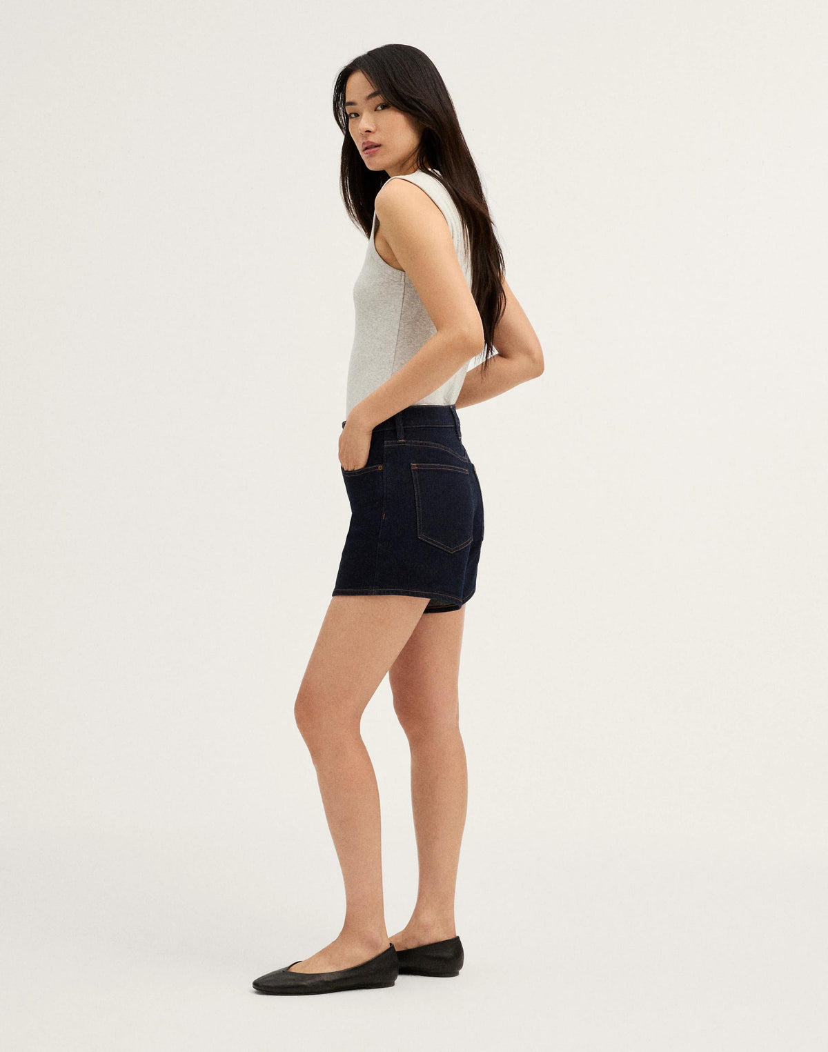 The Perfect Vintage Mid-Length Short