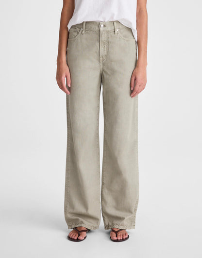 The Perfect Vintage Wide-Leg Jean in Airy Denim