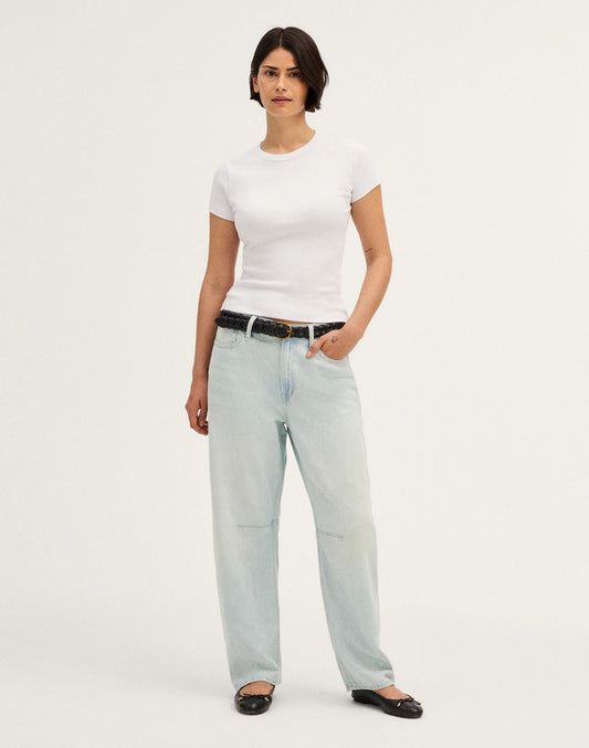 The Curvy Darted Barrel-Leg Jean in Airy Denim