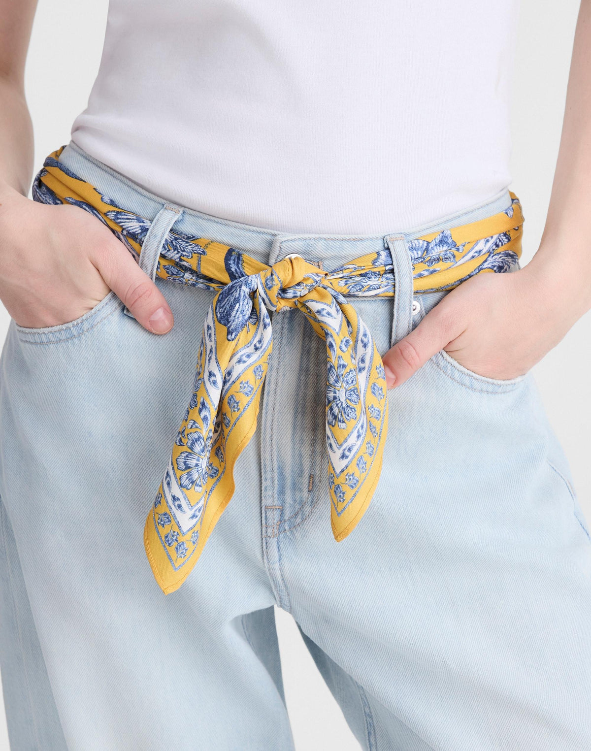 Medium Silk Bandana