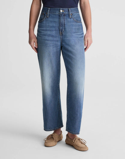 The Short Perfect Vintage Wide-Leg Crop Jean in Airy Denim