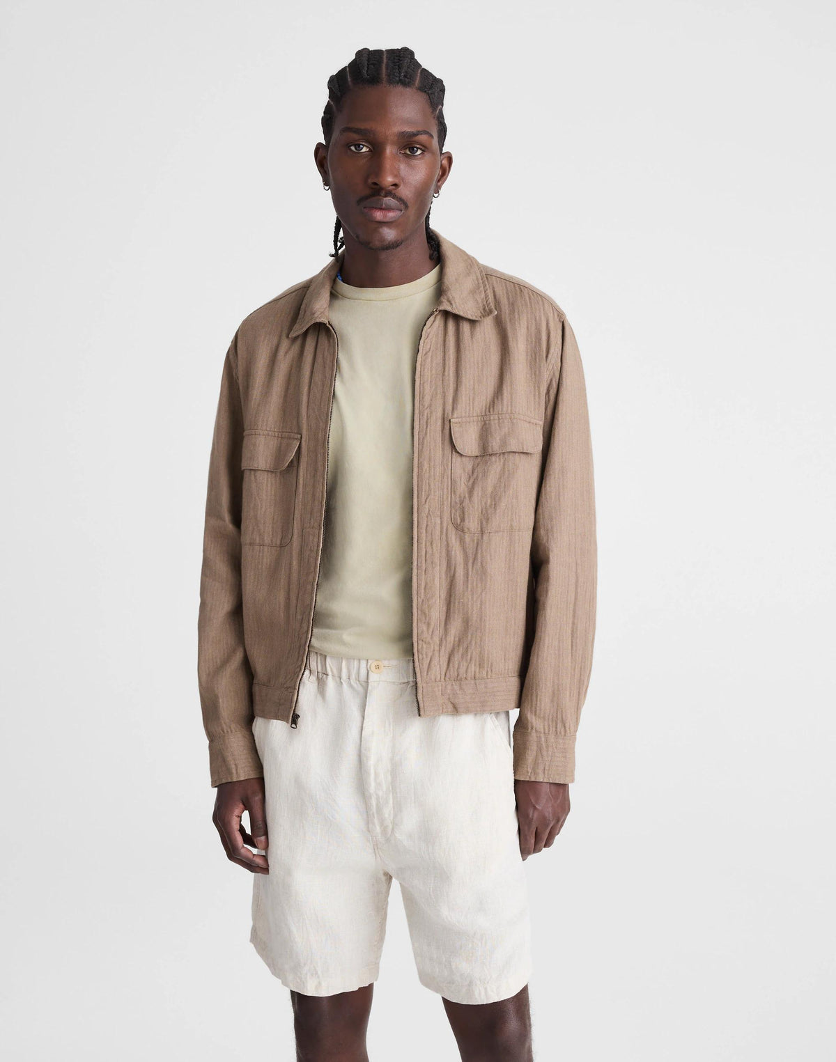 Pull-On Shorts in Linen