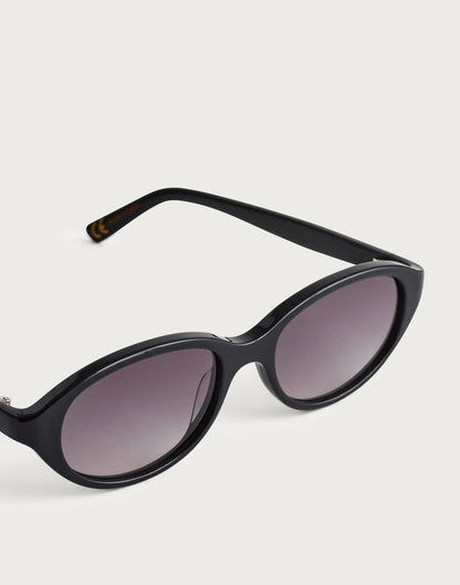 The Solina Oval Sunglasses